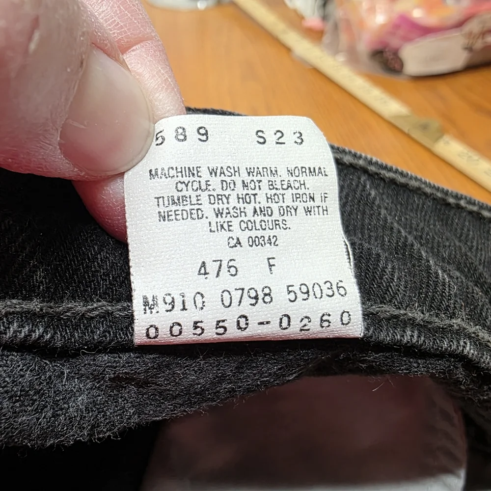 Levi’s 550 Relaxed Fit Mens Black Denim Jeans Size 38x32 100% Cotton